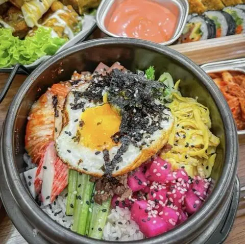 Hình ảnh Cơm trộn Hàn Quốc