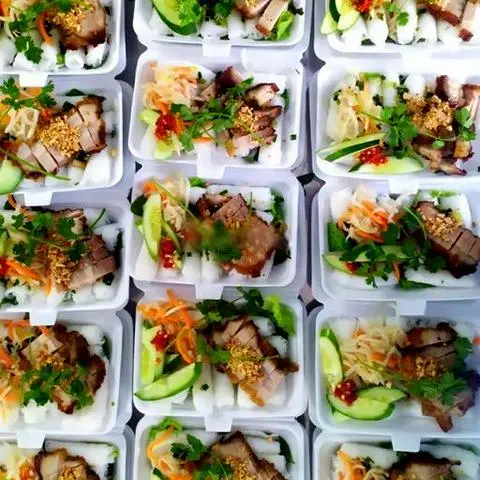 Hình ảnh Bánh hỏi heo quay