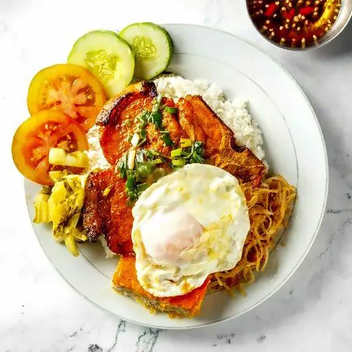 Hình ảnh CƠM SƯỜN TRỨNG