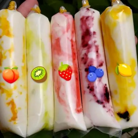 Hình ảnh Sữa chua trái cây - Set 5 túi mix vị