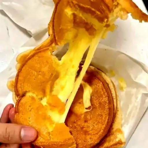 Hình ảnh Bánh đồng xu phô mai kéo sợi