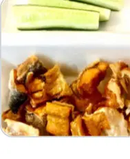 Hình ảnh Cơm trắng khô cá dứa chiên + kèm canh
