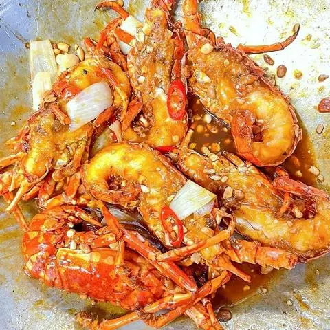 Hình ảnh TÔM HÙM BÔNG SỐT ME