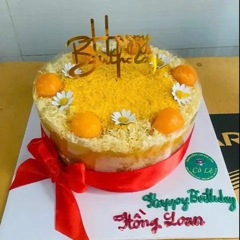 Hình ảnh Bông Lan Trứng Muối Sinh Nhật, Mix sốt, size 20cm.