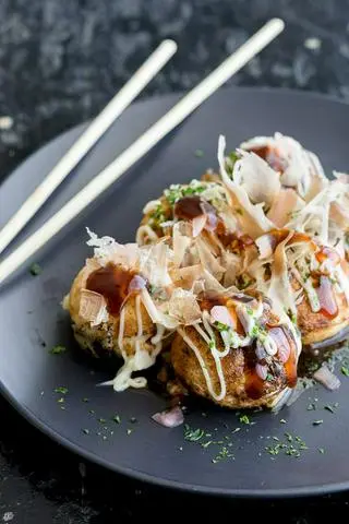 Hình ảnh TAKOYAKI bạch tuộc 4 viên