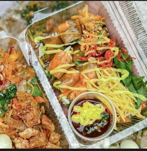 Hình ảnh Bánh Tráng Cuốn Sốt Me
