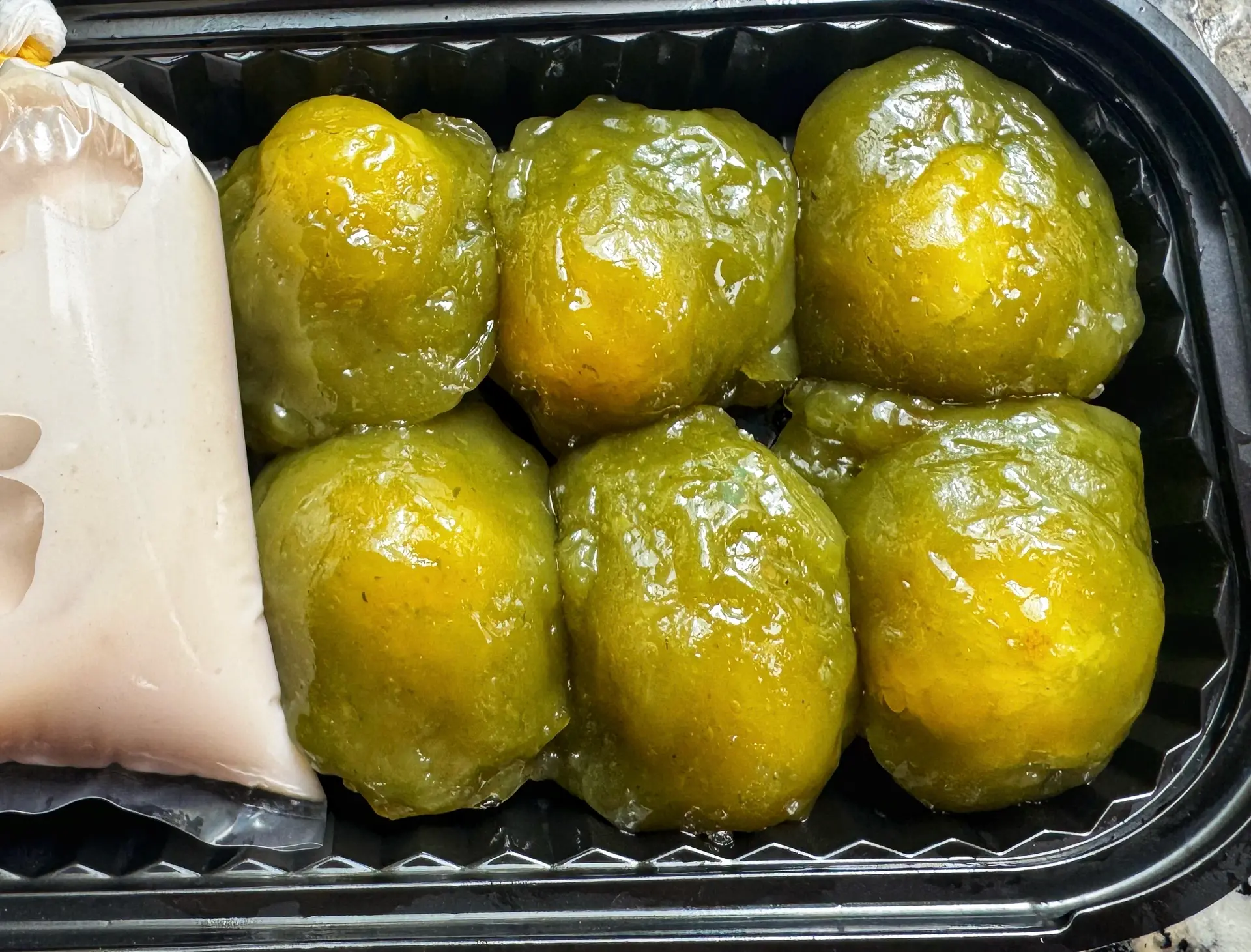 Hình ảnh Bánh Lá Dứa Nhân Đậu Xanh