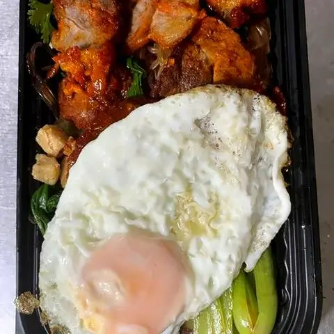 Hình ảnh Nui trộn xá xíu opla
