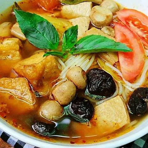 Hình ảnh Bún Thái Chay+Tô Muỗng Đũa