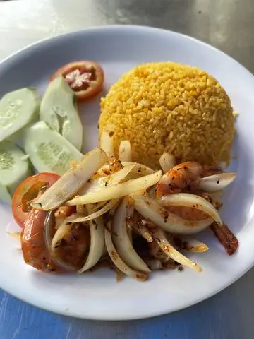 Hình ảnh Cơm mực xào chua ngọt