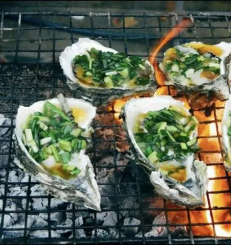 Hình ảnh hàu nướng mỡ hành 