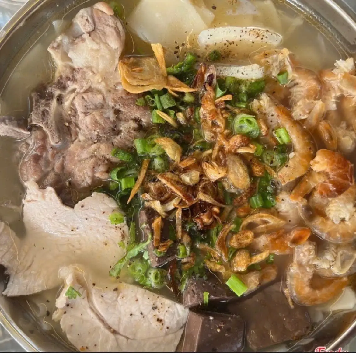 Hình ảnh Hoành thánh lá đặc biệt