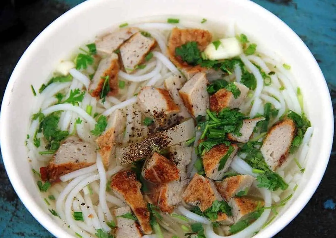 Hình ảnh Bún chả cá + kèm 1 chai CoCa