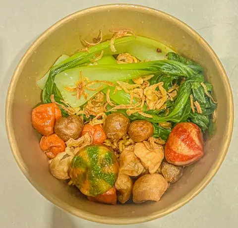 Hình ảnh Mì trộn 3 loại viên