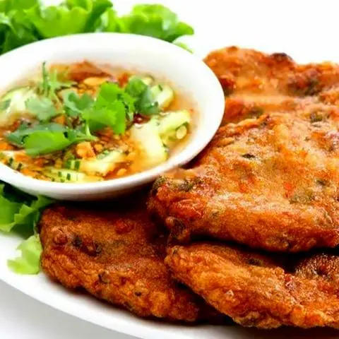 Hình ảnh Cơm Chả Cá Thác Lác Chiên