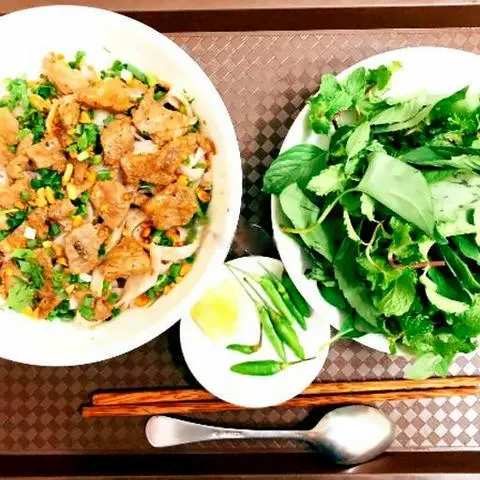 Hình ảnh Mì quãng trộn thịt