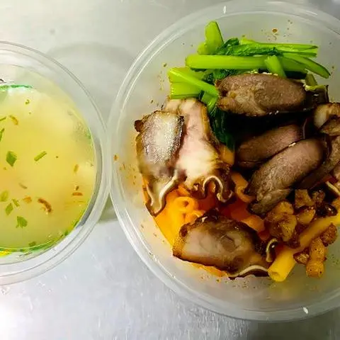Hình ảnh Nui trộn phá lấu canh trứng lòng đào