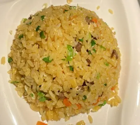 Hình ảnh 酸菜腊肉炒饭 - cơm chiên Lạp xưởng cải chua