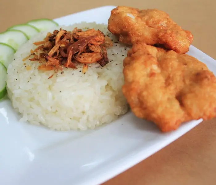 Hình ảnh Cơm Chả Mực Giả Tay Hạ Long (ST25) + Tặng Sốt Mắm Tỏi, Đồ Chua 