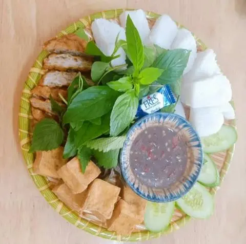 Hình ảnh Bún đậu +thịt+chả cốm