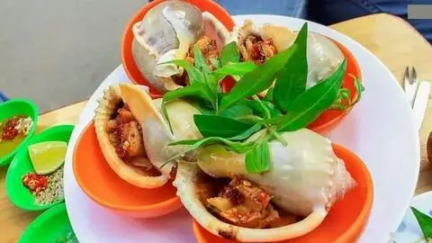 Hình ảnh Ốc tỏi nướng muối ớt