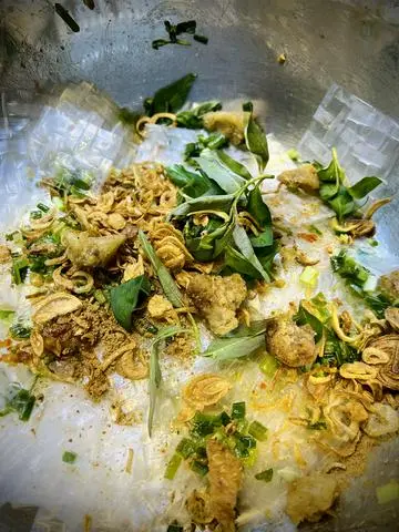 Hình ảnh bánh tráng mỡ hành 