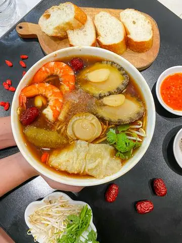 Hình ảnh Súp Bào Ngư Bạch Yến Càn Long