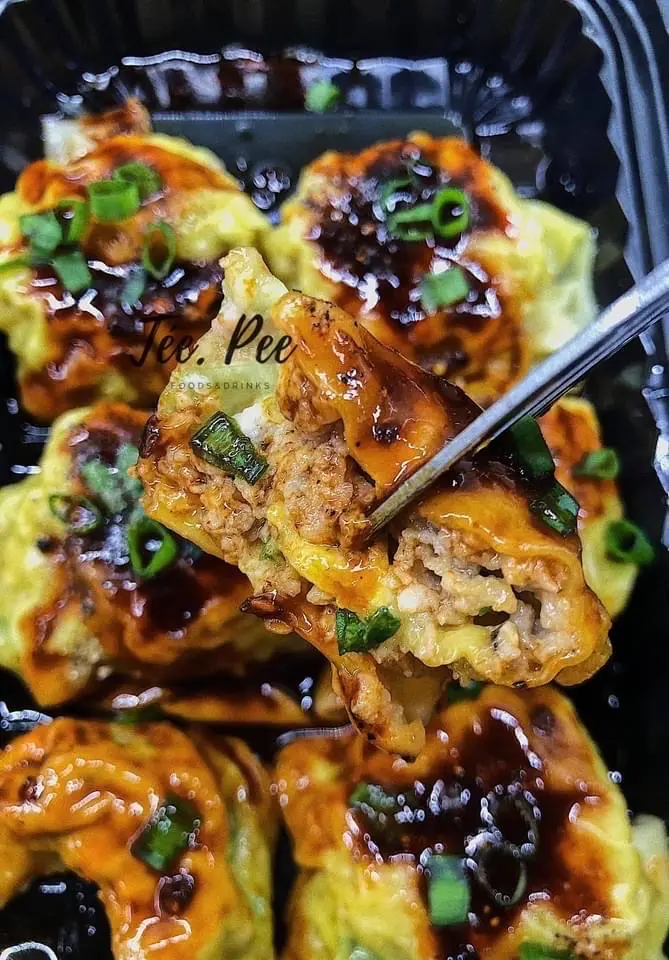 Hình ảnh Hoành thánh khô sốt tương/ 酱油干馄饨