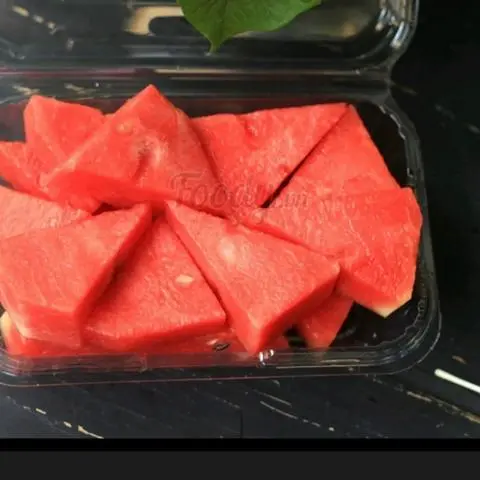 Hình ảnh dưa hấu 400gr + muối 
