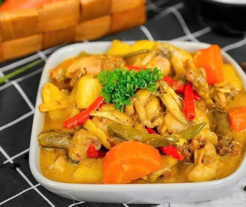 Hình ảnh Ếch cà ri 3 con + bánh mì