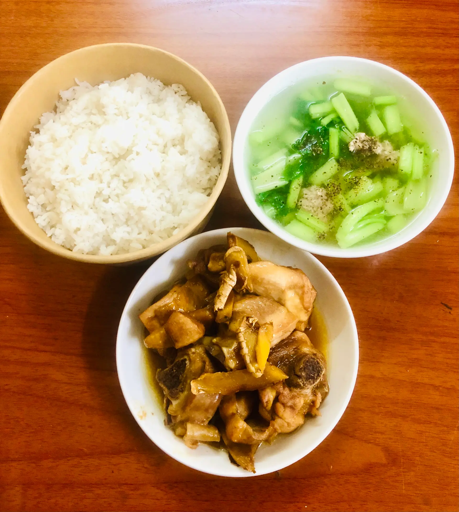 Hình ảnh Cơm Rang Gà Ta Kho Gừng ( Hạt Giòn )