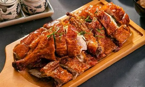 Hình ảnh Vịt quay sốt tiêu đen - nửa con