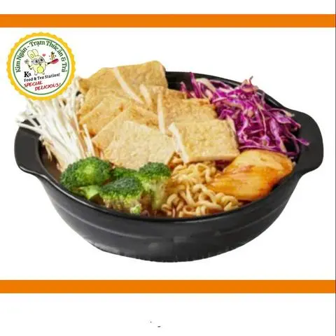 Hình ảnh Mì cay Kim chi Chả cá Hàn Quốc