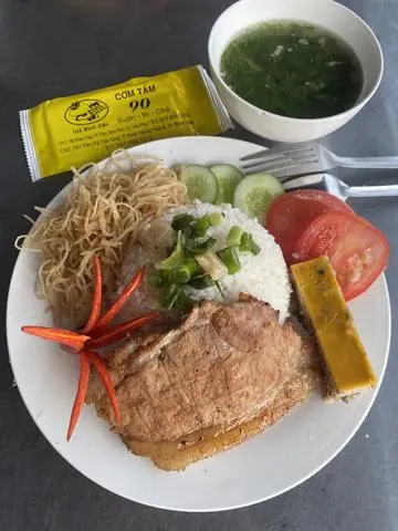 Hình ảnh Cơm tấm sườn-bì-chả
