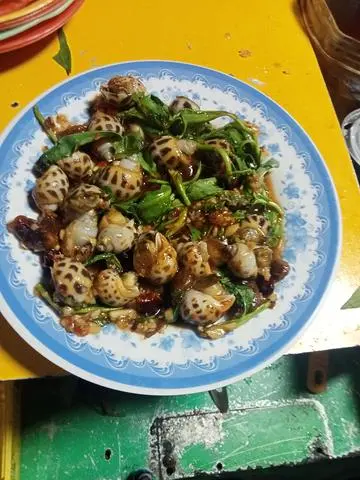 Hình ảnh ốc hương xào tỏi 