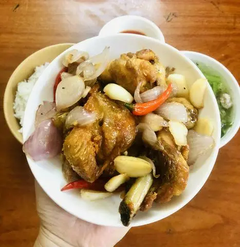 Hình ảnh Đùi Gà Chiên Mắm Tỏi ( Ko Cơm )