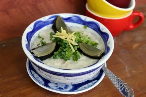 Hình ảnh cháo thịt bằm trứng bắc thảo