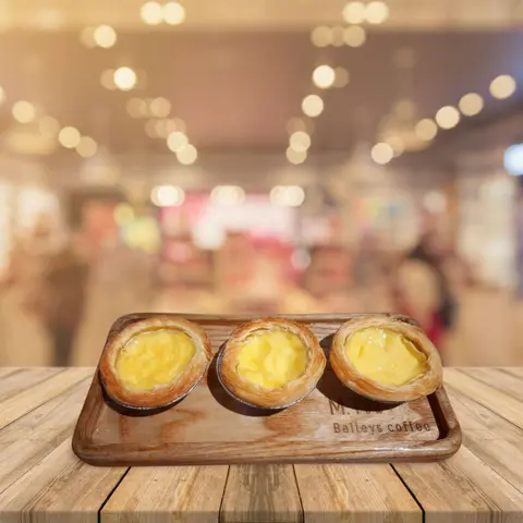 Hình ảnh Bánh tart nhân trứng muối