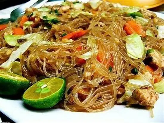 Hình ảnh BIHON GUISADO PHILIPPINES - Bún gạo xào kiểu Philippines 