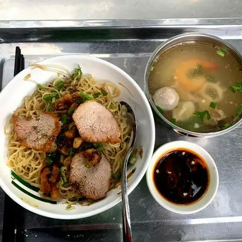 Hình ảnh Mì thập cẩm - khô
