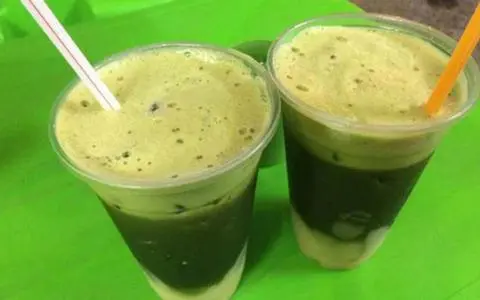 Hình ảnh Rau má đậu sữa ( ly khổng lồ)