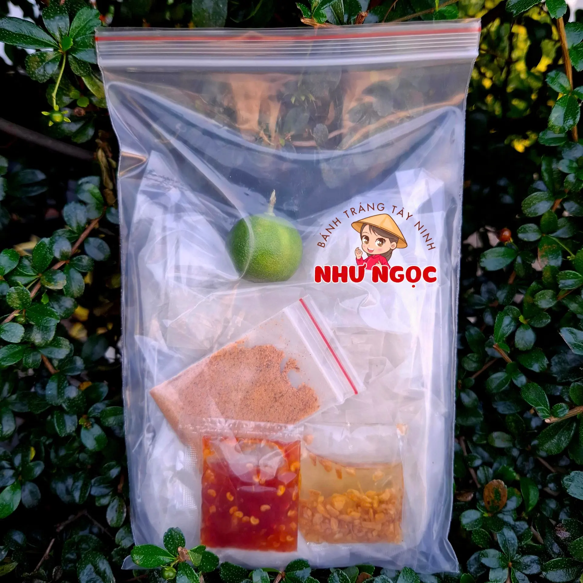 Hình ảnh Bánh Tráng Phơi Sương Muối Nhuyễn Ớt Rim