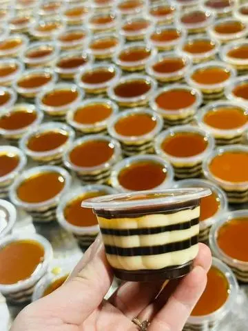 Hình ảnh Combo 10 rau câu flan cheese siêu béo thơm ngon 120ml (tặng 01)