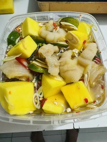Hình ảnh Chân Gà Sả Tắc Nhỏ