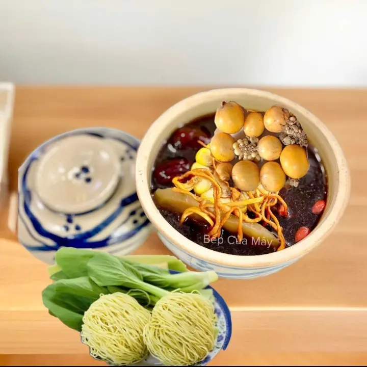 Hình ảnh Trứng Non Tiềm + Rau Mì 
