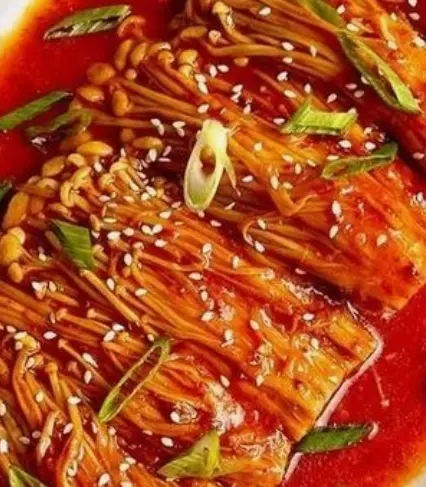 Hình ảnh Nấm kim châm sốt cay