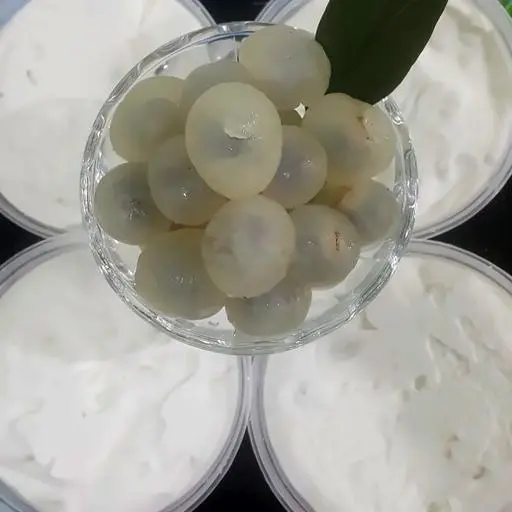 Hình ảnh Kem nhãn hộp nửa kg