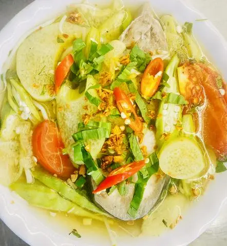 Hình ảnh Canh chua cá hú thêm