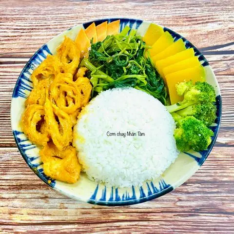 Hình ảnh Cơm mì căn kho sả chay