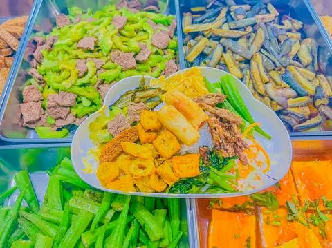 Hình ảnh cơm thập Cẩm + chả giò